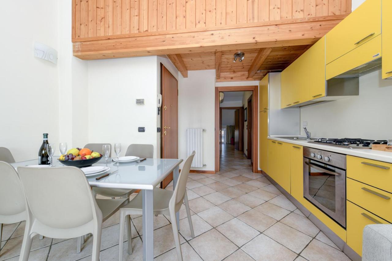 Sunset Apartment Home & Terrace Sirmione Zewnętrze zdjęcie