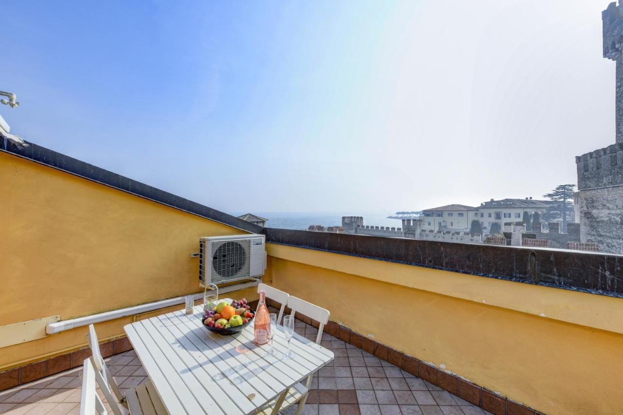 Sunset Apartment Home & Terrace Sirmione Zewnętrze zdjęcie